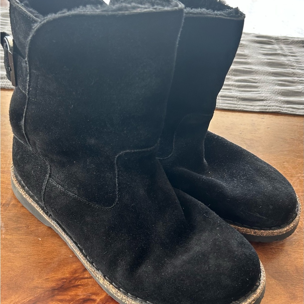 Birkenstock woman’s uppsala wheeling suede boots size 41